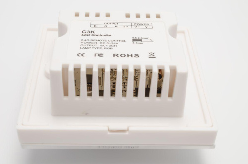 Контроллер встраиваемый RGB Apeyron с диммером 12/24V 04-14