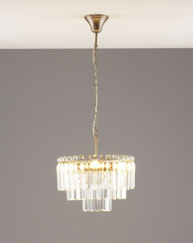 Подвесная люстра Moderli Crystal V10736-4P Подвесная люстра Moderli Crystal V10736-4P
