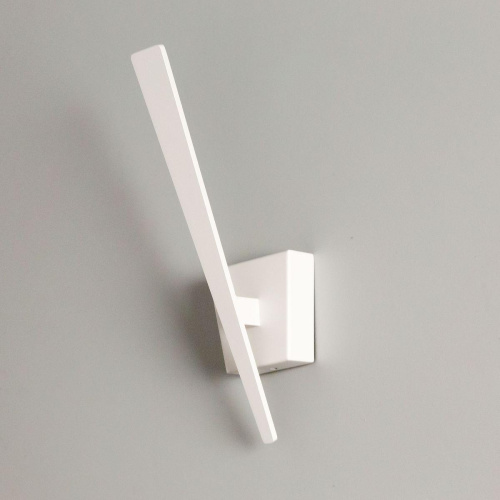 Бра Citilux Декарт-1 CL704010N