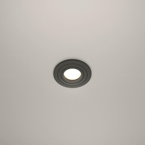 Встраиваемый светильник Maytoni Atom DL023-2-01B