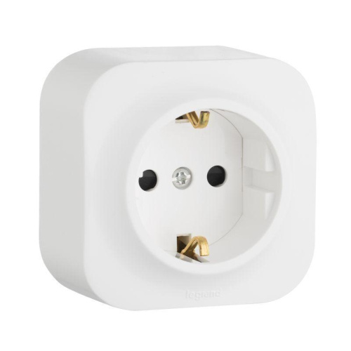Розетка 2К+З Legrand Quteo 16A 250V с/з белая 782211