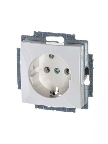 Розетка ABB Basic55 Schuko с/з 16A 250V безвинтовой зажим альпийский белый 2CKA002011A3855