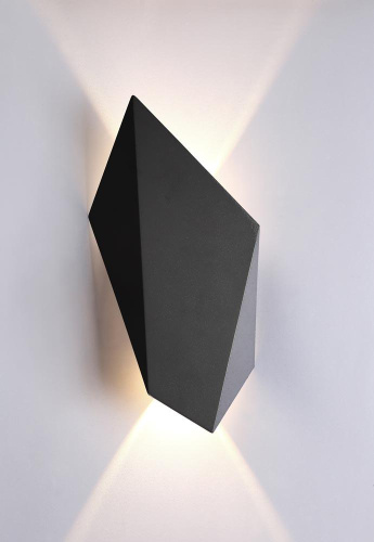 Настенный светодиодный светильник Crystal Lux CLT 229W BL Настенный светодиодный светильник Crystal Lux CLT 229W BL