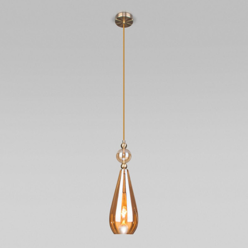 Подвесной светильник Eurosvet Ilario 50202/1 янтарный
